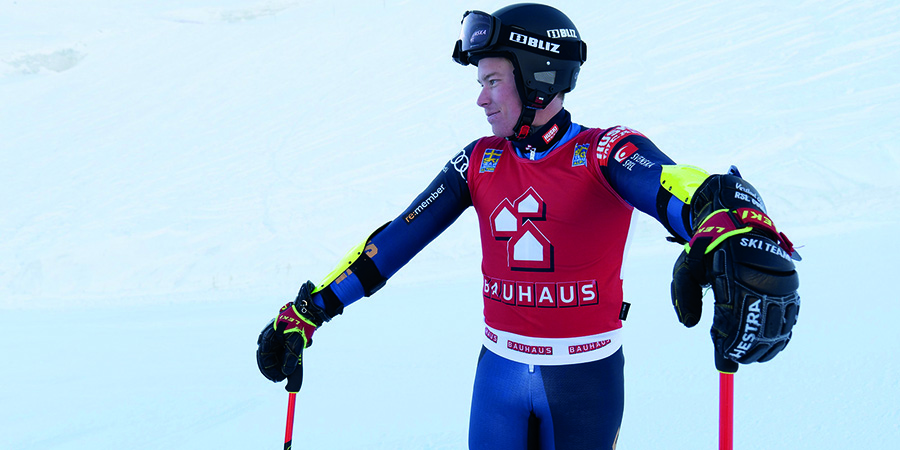 Kristoffer Jacobsen i skidkläder