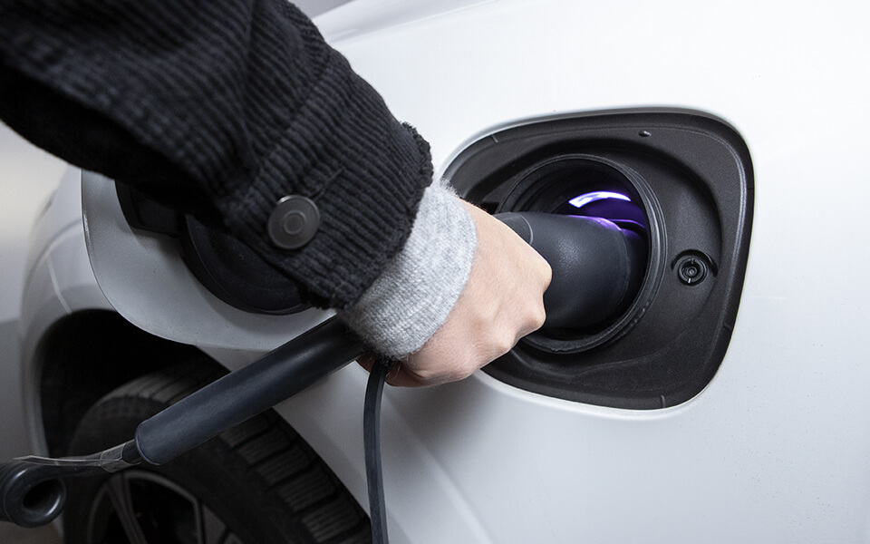 Det finns olika stöd för laddboxar till elbilar