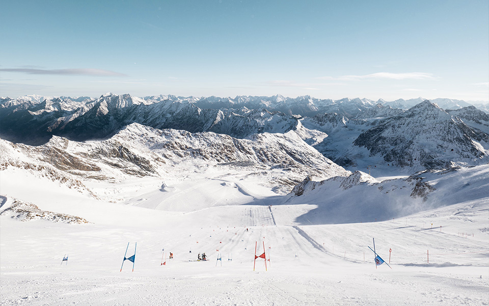 Skidbacke i Pitztal, Österrike.