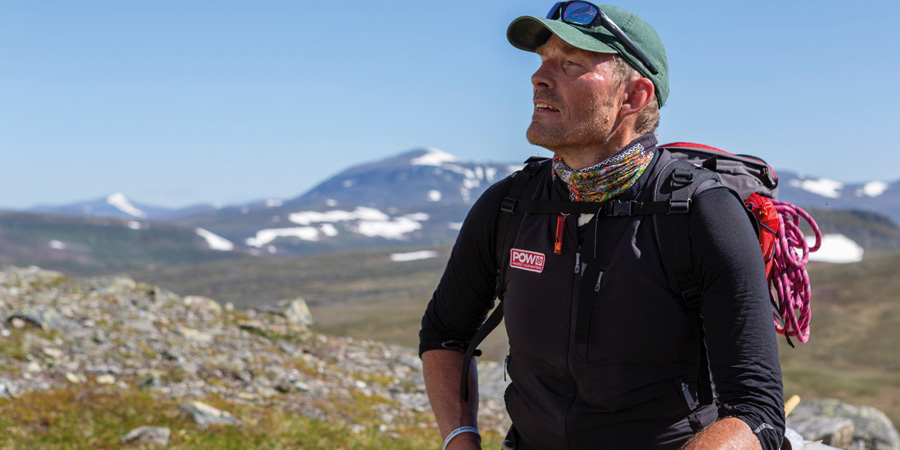 Erik Huss på en glaciär