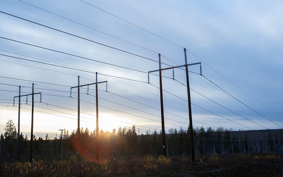 Elnätsdistribution i Laxede, Sverige.