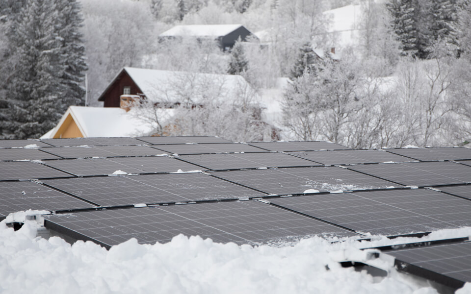 Solceller under snö