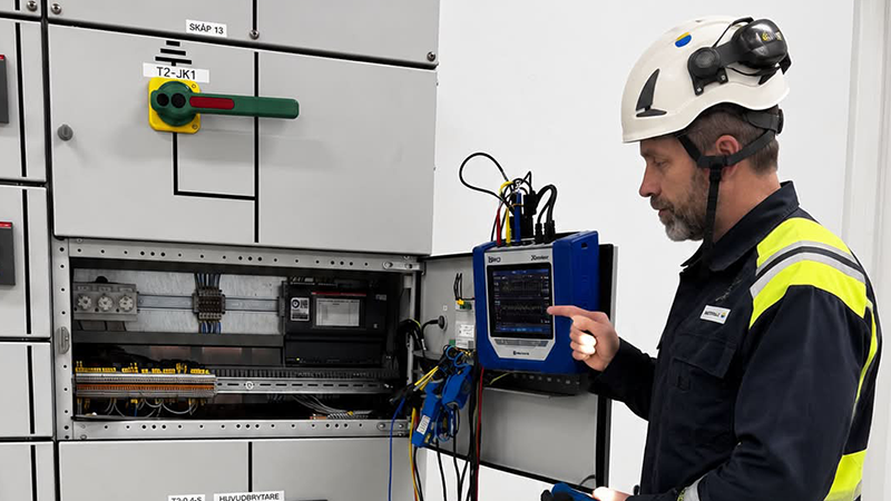 Med avancerad mätutrustning och dataanalys kan Vattenfalls experter kartlägga elkvaliteten i högspänningsanläggningar och rekommendera åtgärder som minskar risken för driftstörningar.
